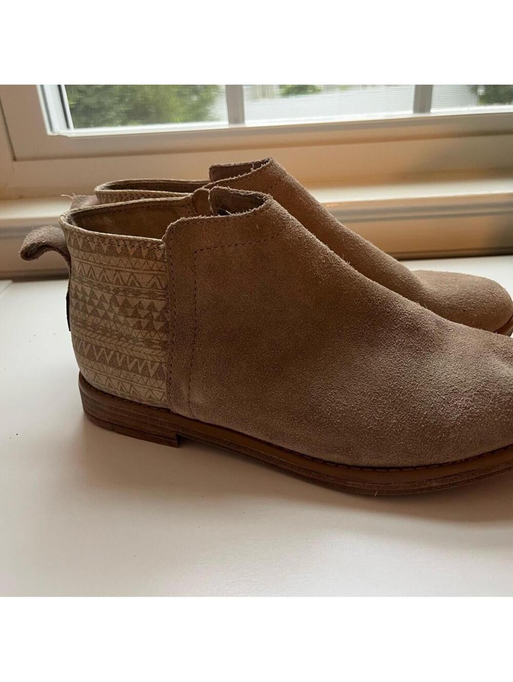 New Toms Kids Tan Suede Ankle Boots 4.5